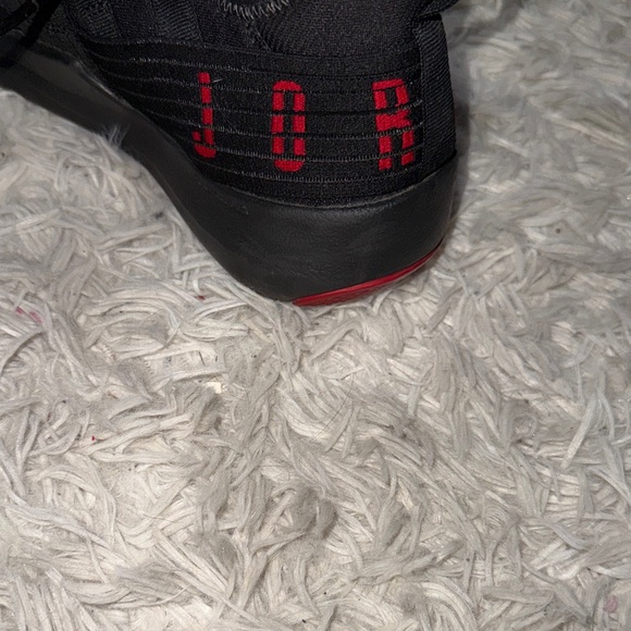 Jordan Black and Red Shoes - Picture 6 of 13